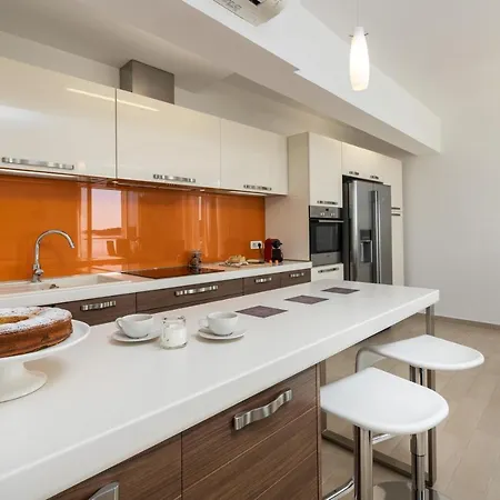 Design Bellevue Apartamento Poreč